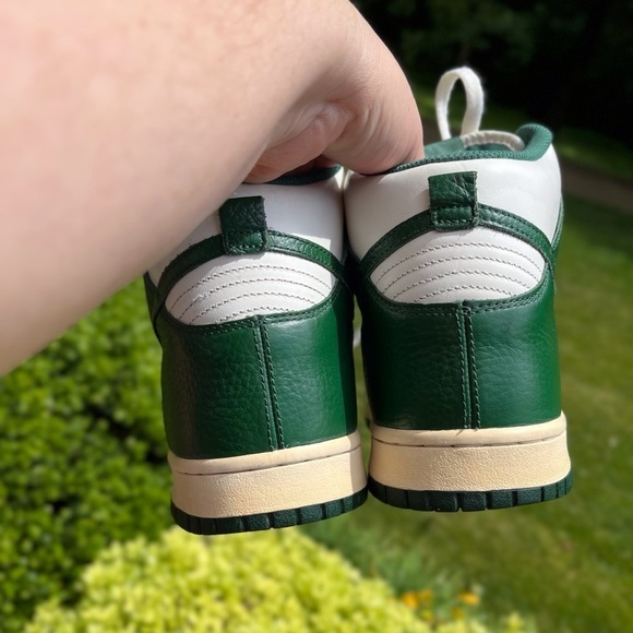 Nike Dunk High 2011 Gorge Green Size 10,5 317982-119 Pre-owned Very Clean - Picture 9 of 16